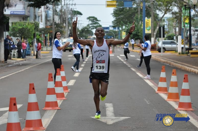 Irmãos paranaenses vencem 28ª Maratona do Fogo
