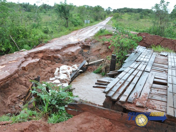 População cobra proteção em ponte no distrito de Itahum