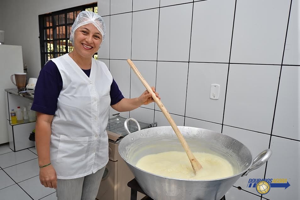Tecnologia fortalece setor leiteiro em Dourados