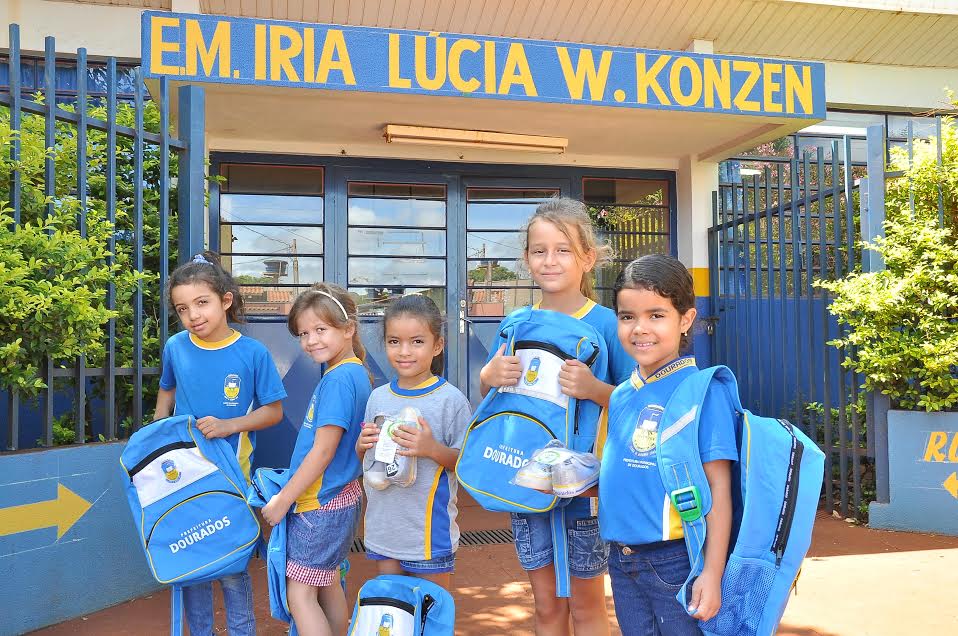 Dourados investe quase R$ 3 milhões no kit para alunos
