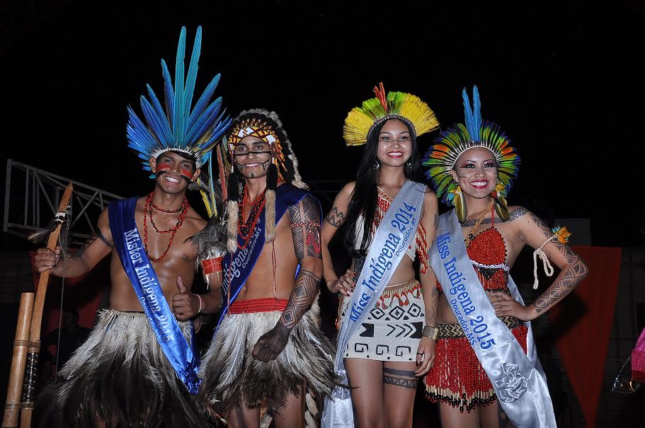 Jovens da Jaguapiru vencem o Miss e Mister Indigena