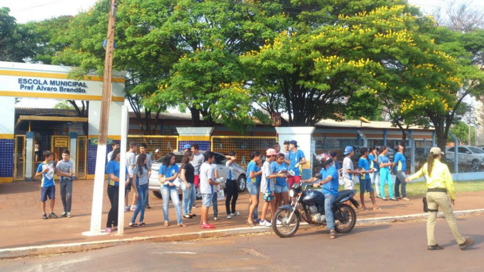 Escola Álvaro Brandão reforça ação por segurança no trânsito