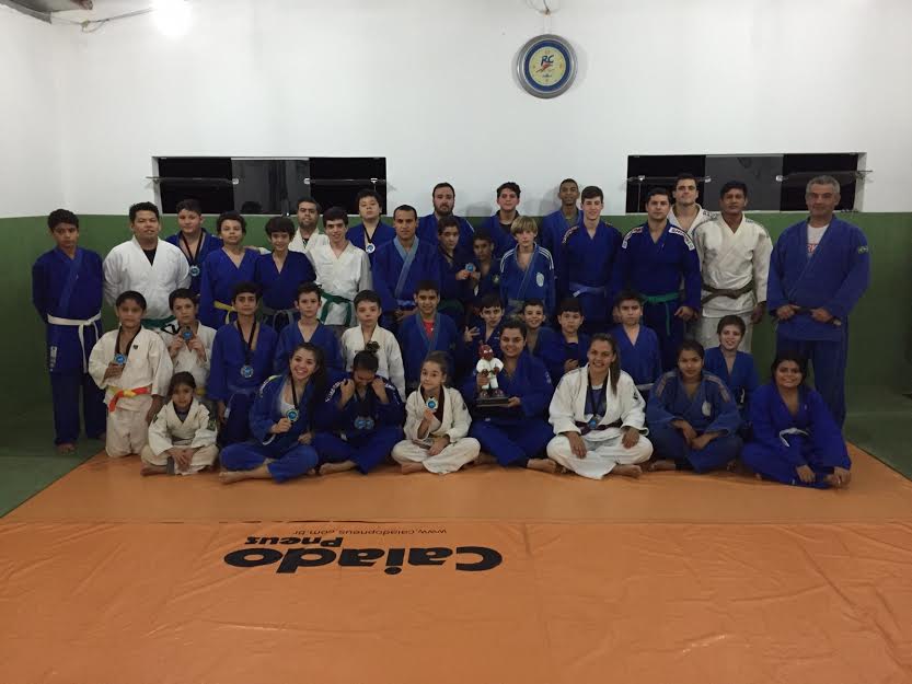 Judocas da ACJ estão invictos no Campeonato Estadual