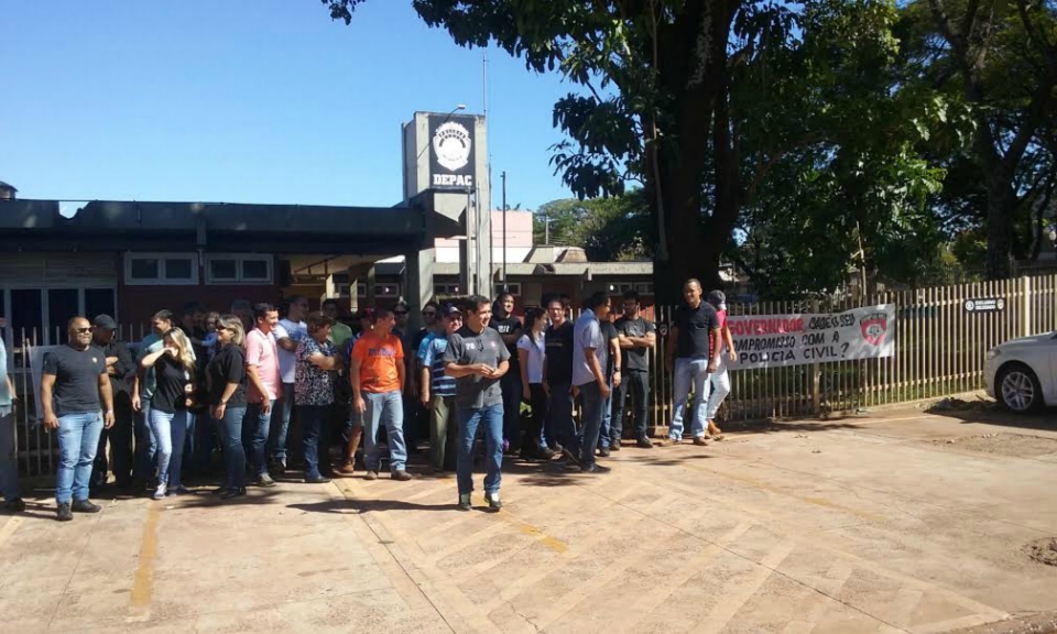 Polícia Civil para 24 horas por reajuste e não descarta greve geral
