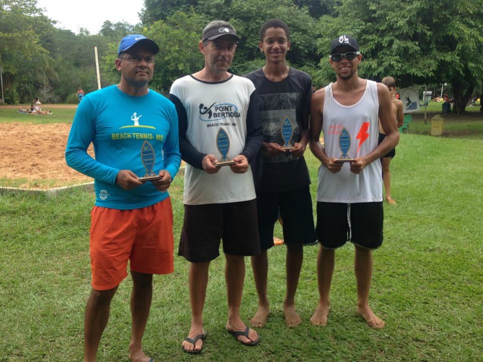 Definidos campeões do estadual de beach tennis em Bonito