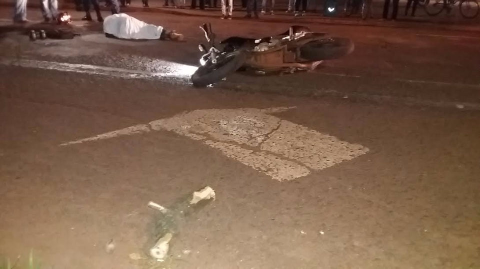 Jovem cai de moto e morre ao ser atingido por ônibus em Dourados
