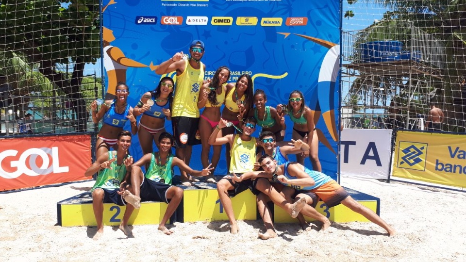 Atletas de Mato Grosso do Sul de Vôlei de Praia conquistam ouro e bronze
