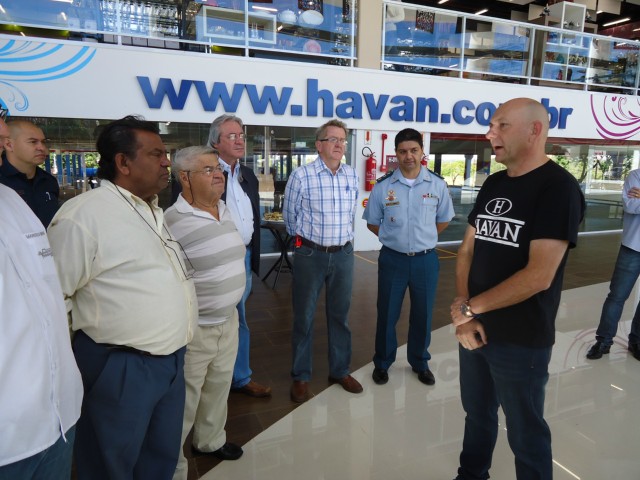 Havan abre para autoridades; inauguração é sábado