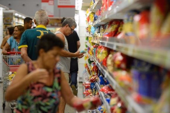 Na avaliação de economistas, inflação será menor neste e no próximo anoTânia Rêgo/Agência Brasil