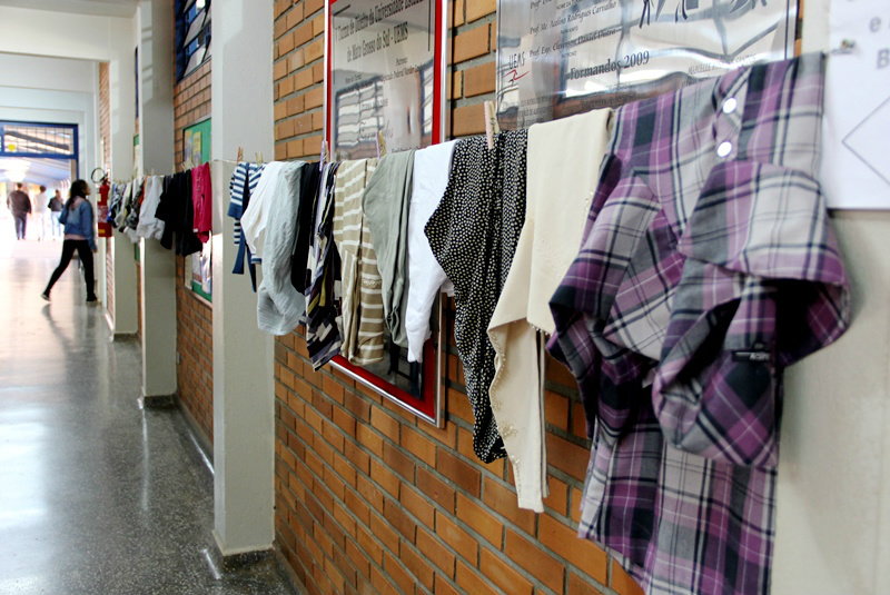 Varal Solidário promove doação de roupas usadas na UEMS