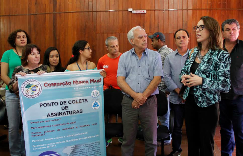 Vice-prefeito Odilon Azambuja lança campanha contra corrupção em Dourados Foto: Chico Leite