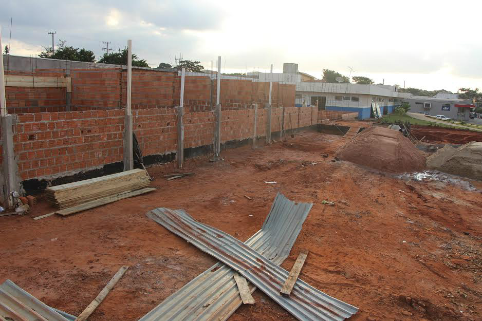 Obras de reconstrução do Hospital Municipal de Ivinhema serão enfim retomadas depois de 8 anos paralisadas.Assessoria de Comunicação