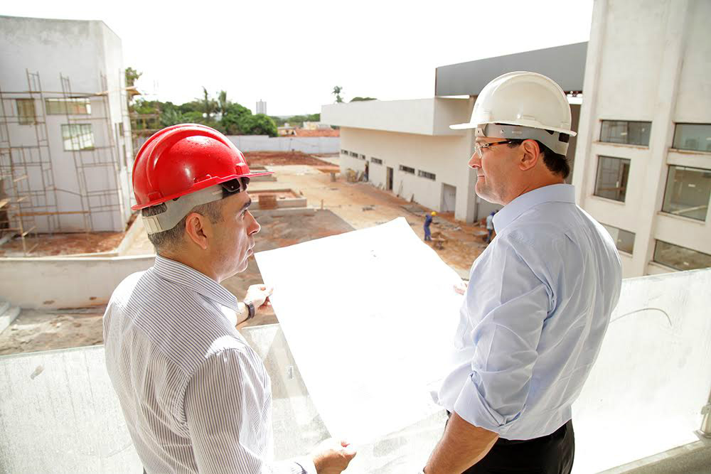 O presidente da Fiems, Sérgio Longen,vistoriou ontem a nova estrutura do Senai de Campo Grande localizada na Avenida Rachid Neder.