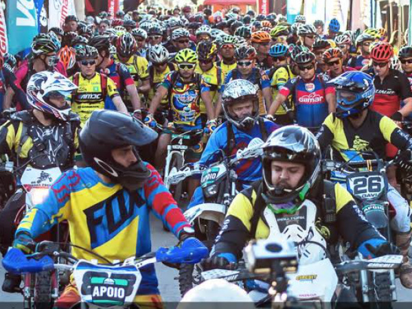 Mais de 700 atletas de vários municípios de Mato Grosso do Sul e de outros estados brasileiros participaram do Desafio Serra da Bodoquena de Mountain Bike 