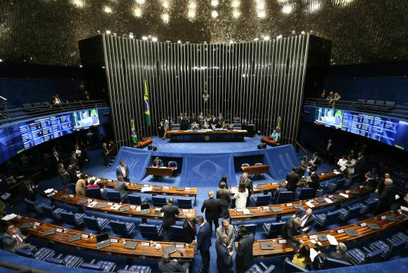 Senado aprova projeto que reabre prazo para regularização de ativos mantidos no exterior e não declaradosFabio Rodrigues Pozzebom/Agência Brasil