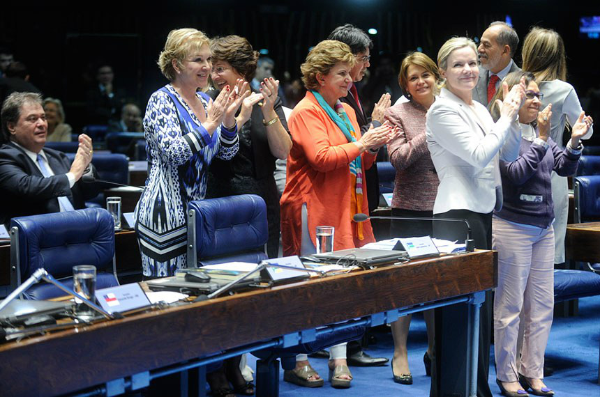 Plenário aprova inclusão de feminicídio no Código Penal (Foto: Moreira Mariz/AgSenado)