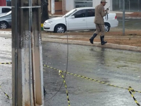 Chuvas causam estragos em Coxim