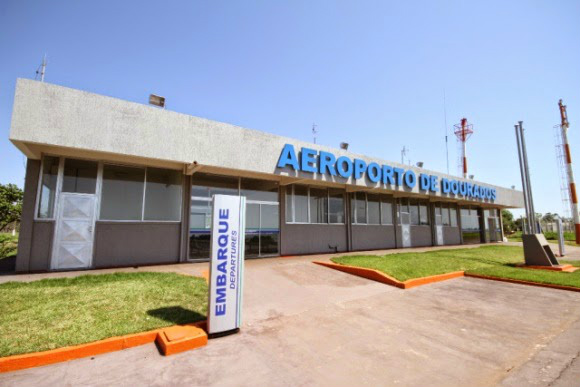 Murilo assina contrato de R$ 41 milhões para obras do aeroporto