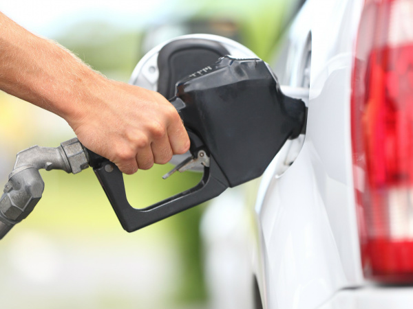 MPE apura venda de combustíveis abaixo do preço do mercado