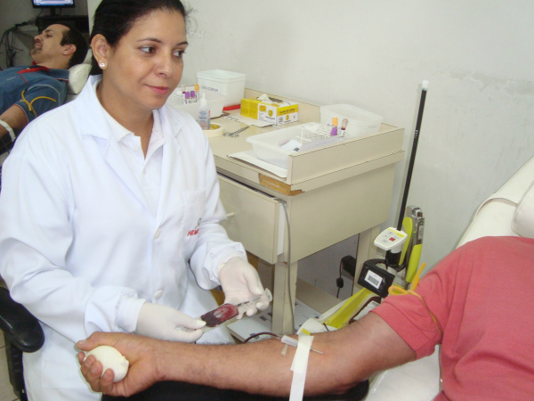 Coleta de sangue é das 7h às 12h30 em dias úteisfoto - Cido Costa/Douradosagora