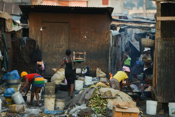 População haitiana sofre com a fomeMarcello Casal/Agência Brasil