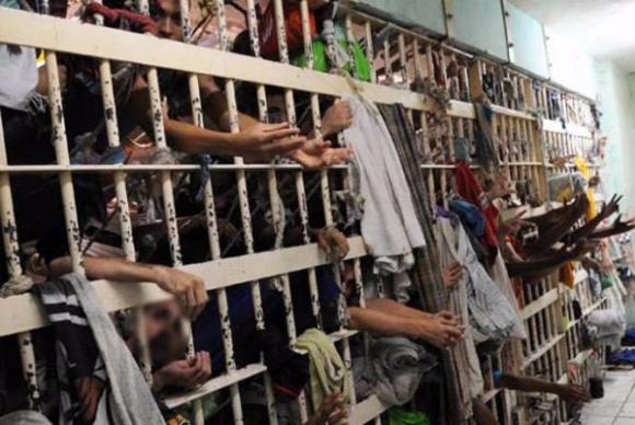 Brasil é o terceiro país com maior número de pessoas presas, atrás dos Estados Unidos e China  Foto: Wilson Dias/Agência Brasil