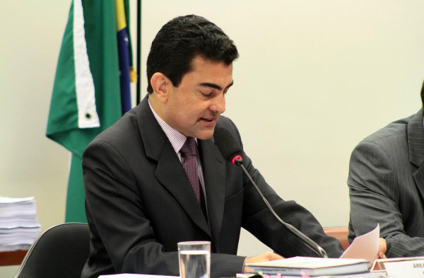 Marçal Filho durante leitura do seu Relatório da Saúde para o OGU/2014