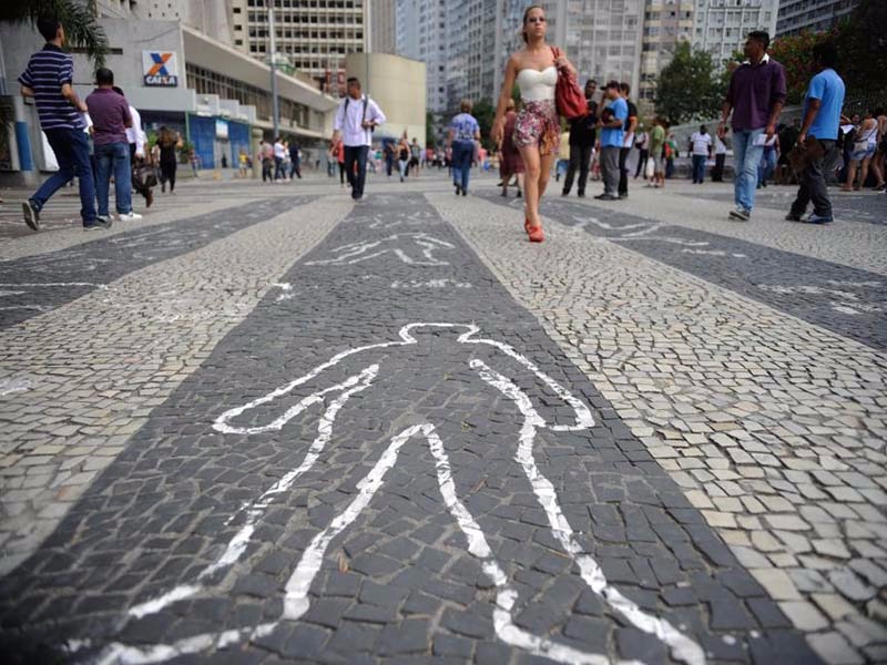 Um em cada três brasileiros teve amigo ou parente assassinado, aponta pesquisa