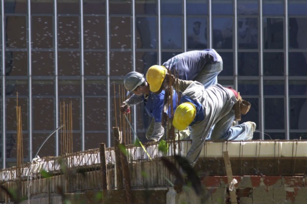 Crescimento sustentável da economia global requer melhoria da qualidade da mão de obra. Foto: Agência Brasil