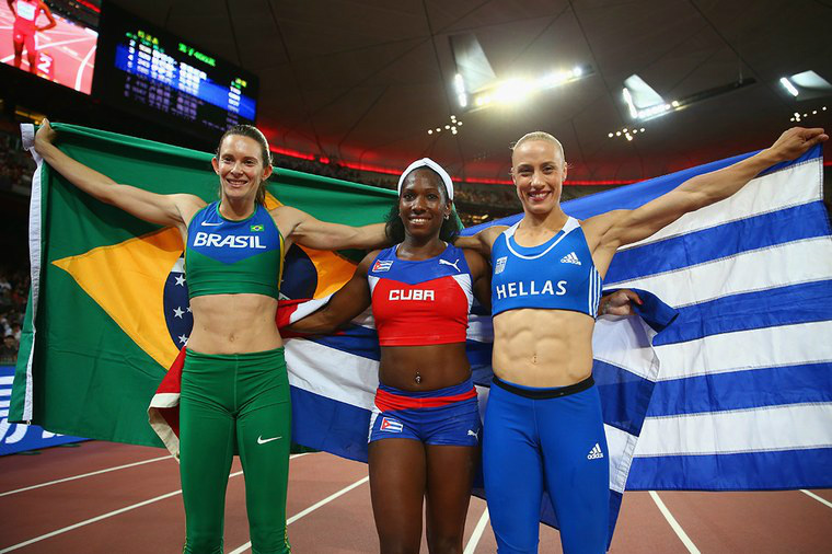 Fabiana obteve a marca de 4,85m e igualou recorde sul-americano, que era dela mesma. A vencedora foi a cubana Yarisley Silva, com 4,90m. O bronze ficou com a grega Nikoléta Kyriakopoúlou, com 4,80mBrasil 2016