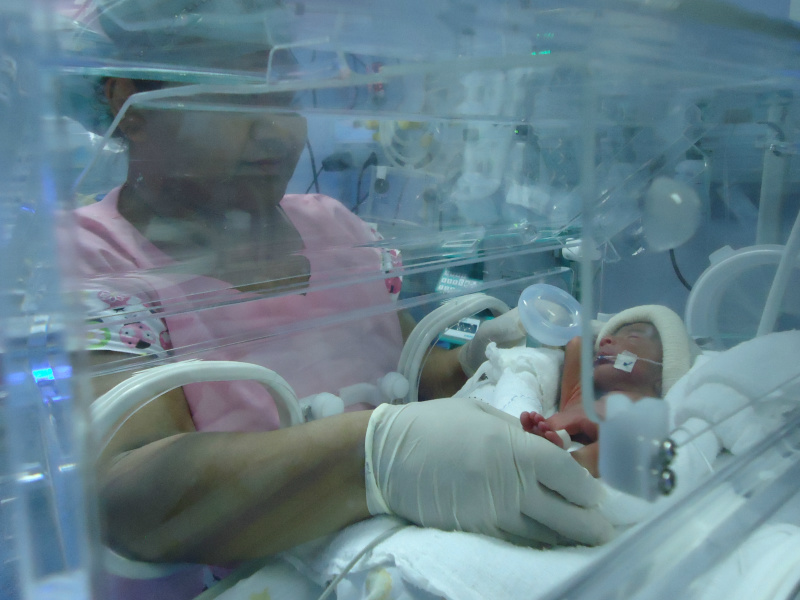 Os bebês estão recebendo toda a atenção necessária na UTI Neonatal e na Unidade Intermediária