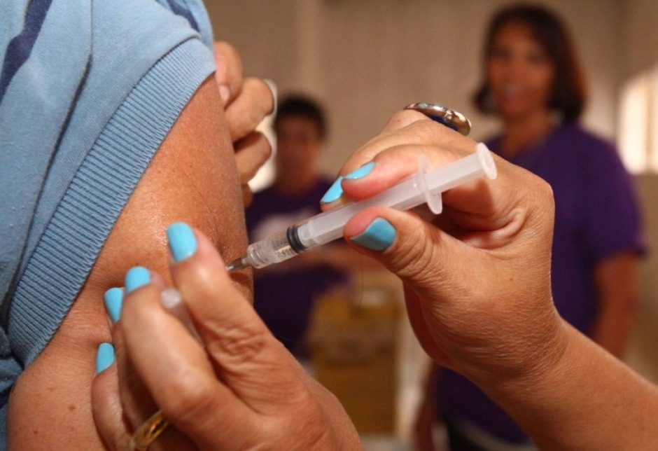 MS abre vacinação contra gripe para toda população