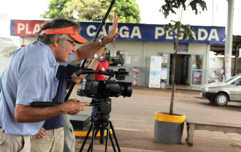 Pré-lançamento é de dois filmes do cineasta sul-mato-grossense Reynaldo Paes de Barros produzidos em Campo Grande (Foto: Divulgação)