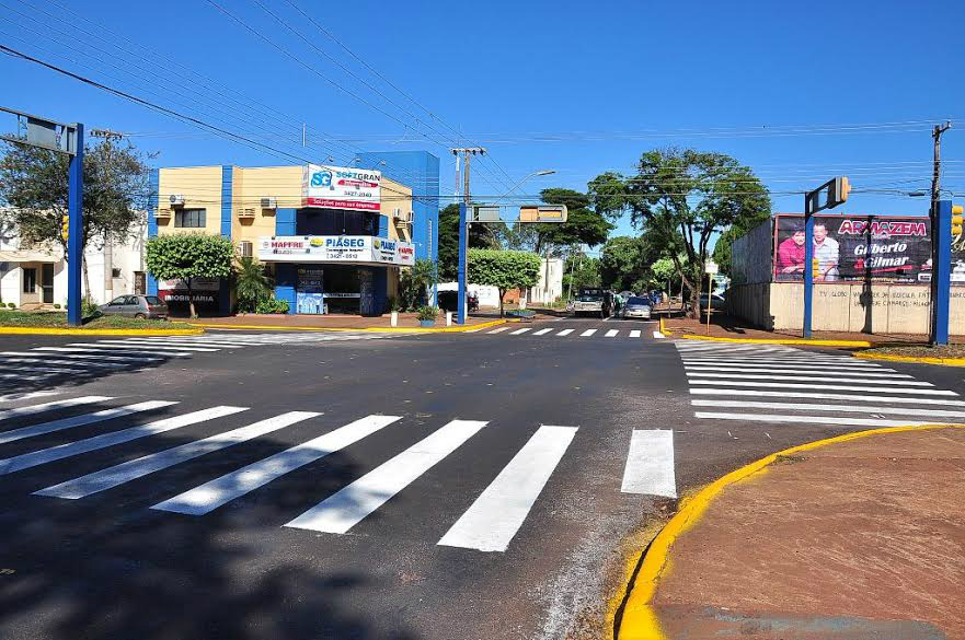Prefeitura refaz sinalização da Monte Alegre; rua agora está totalmente recapeadaCrédito: A. Frota