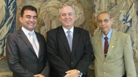 Marçal com Ministro Luiz Alberto Figueiredo, das Relações Exteriores e o Deputado Julio Campos do Dem de Mato Grosso. Foto: Assessoria