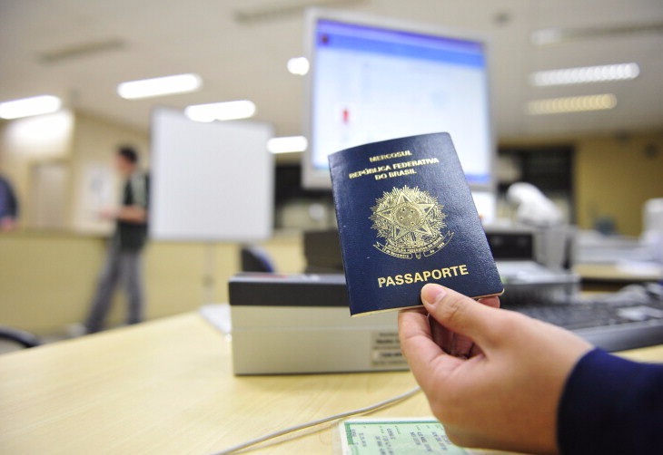 PF anuncia suspensão da emissão de novos passaportes