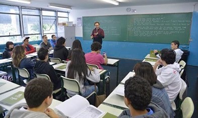 ProJovem é voltado para jovens entre 18 e 29 anos que não concluíram o ensino fundamentalArquivo/ Agência Brasil