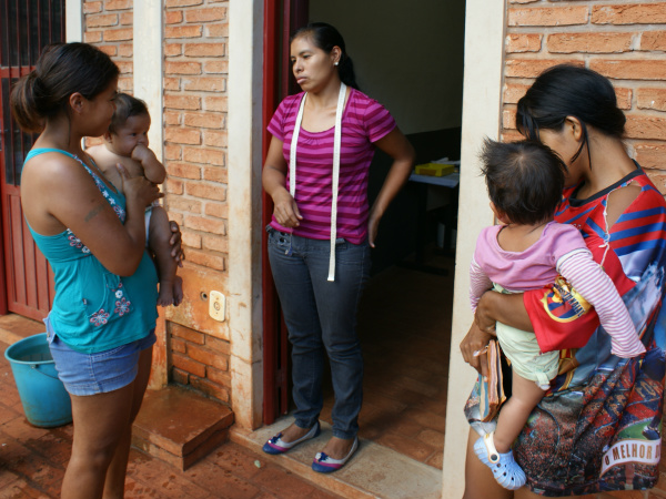 Indígenas sofrem com a falta de estrutura nos postos de saúde das aldeias de Dourados. Foto: Hédio Fazan 