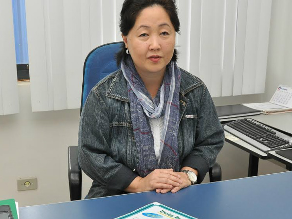 Legenda: Secretária Marinisa Mizoguchi disse que ameaça de greve do sindicato ocorre durante as negociações com professoresCrédito: A. Frota