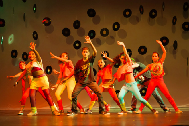 Mostra “DoBRAsil, no Teatro Municipal de Dourados, terá 19 coreografias em diversos estilos, como street dance entre outros. (Foto: Marcos Rocha)