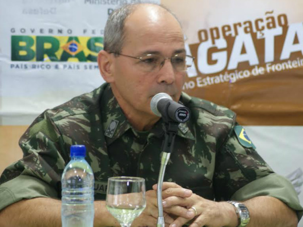 General Juarez de Paula Cunha recebe chefe do Estado-Maior do Exército para vistoria ao projeto Sisfron(F: ELVIO LOPES) 