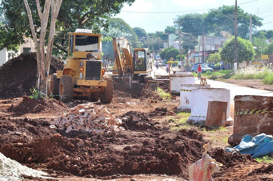 Obras acabam com alagamentos em bairros de Dourados
