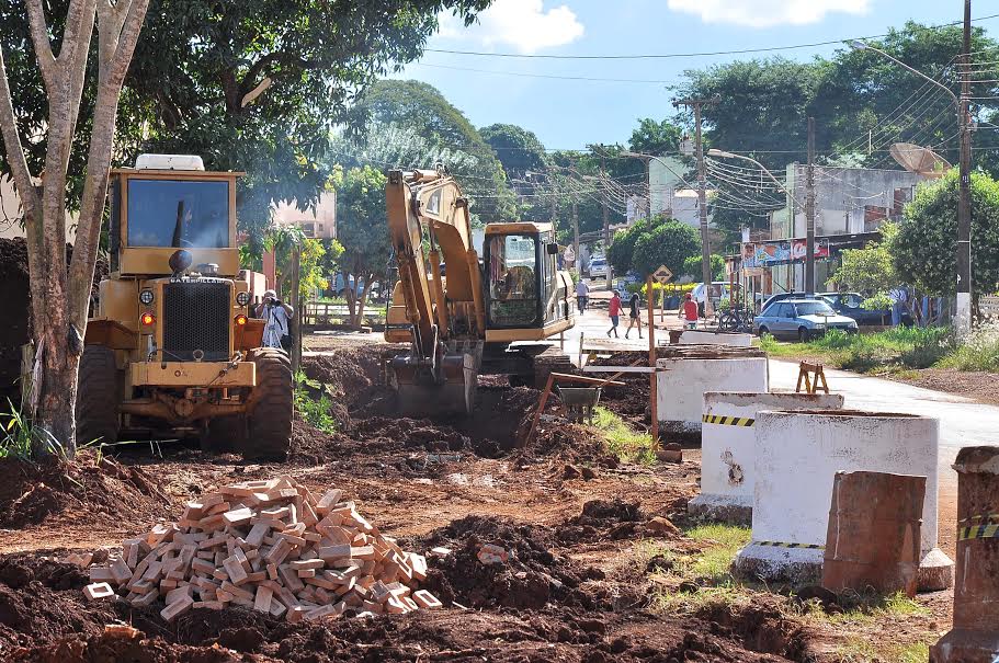 Obras acabam com alagamentos em bairros de Dourados