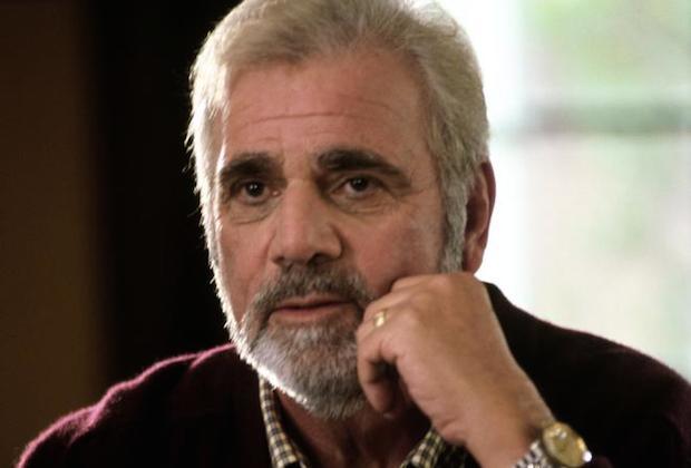 Alex Rocco, ator de 'O poderoso chefão', morre aos 79 anos