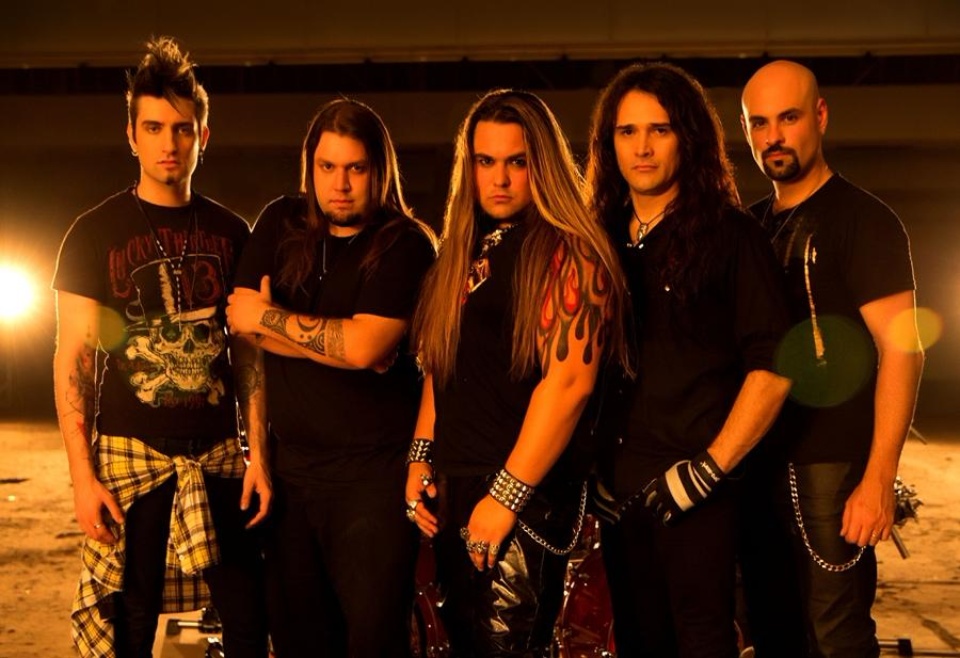 Quinta tem vocalista do Dream Theater e Noturnall em show na Capital