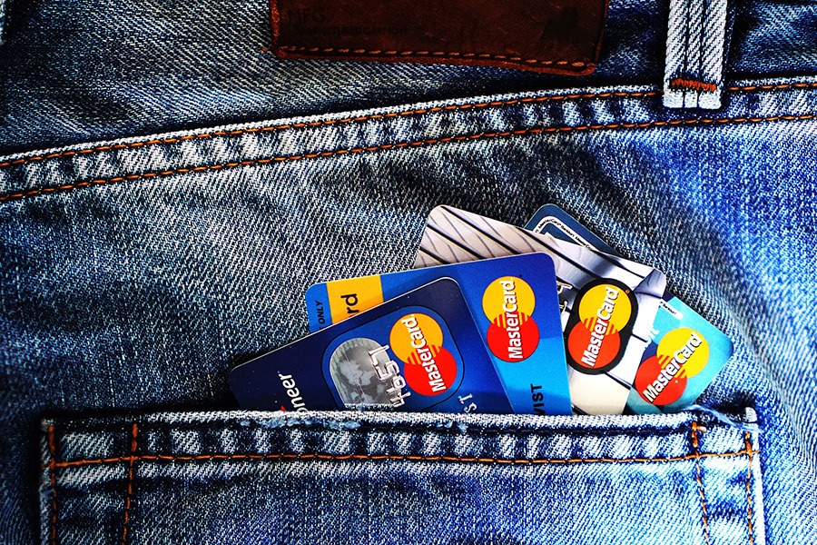 O Diretor do Denatran suspendeu a Portaria que regulamentava o pagamento de multas por cartão de crédito. Foto: Pixabay.com