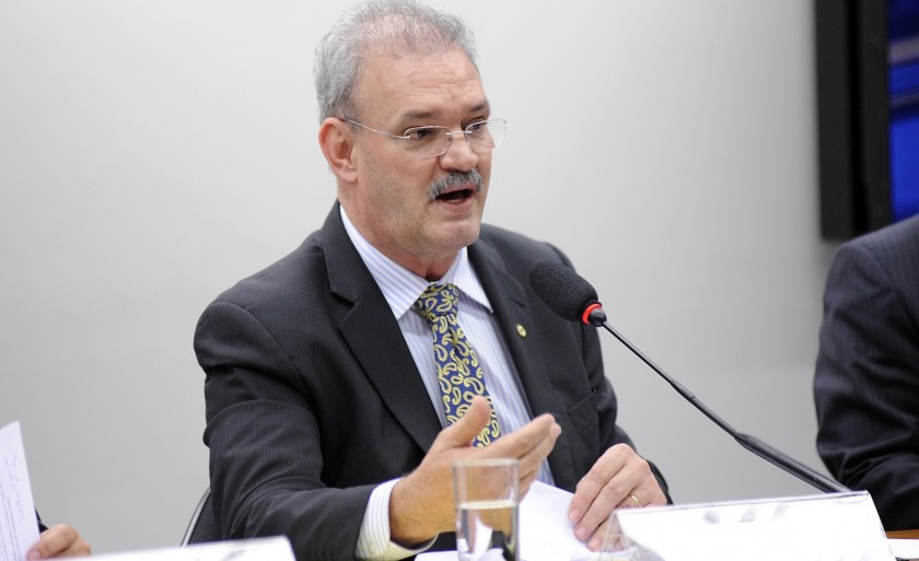 Geraldo Rezende toma posse como deputado, mas voltará para cargo na Saúde de MS