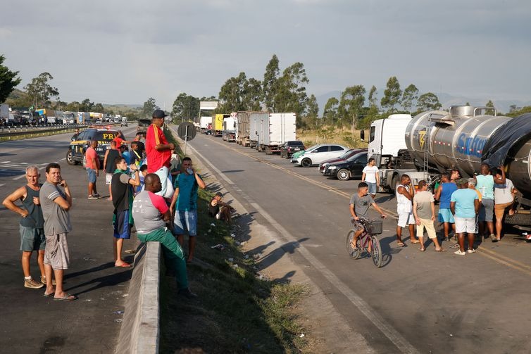 A greve dos caminhoneiros causou maior decréscimo no setor de transportes, serviços auxiliares de transporte e Correios - Tomaz Silva/Agência Brasil