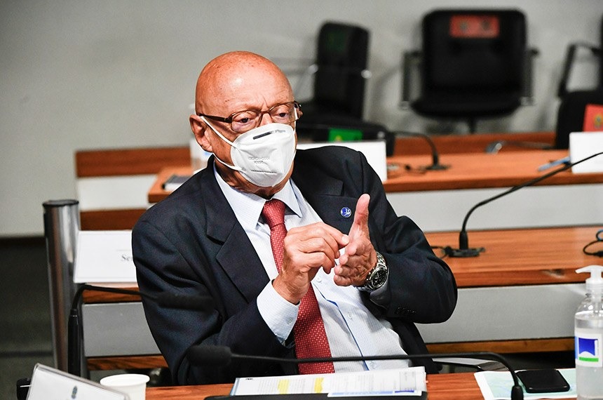 Relator da comissão, Esperidião Amin foi responsável pela seleção das emendasLeopoldo Silva/Agência Senado