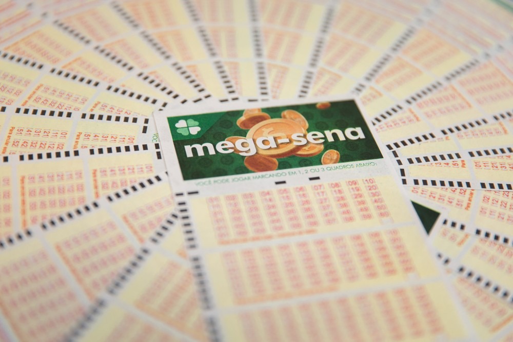 Mega-Sena acumula mais uma vez e vai a R$ 170 milhões